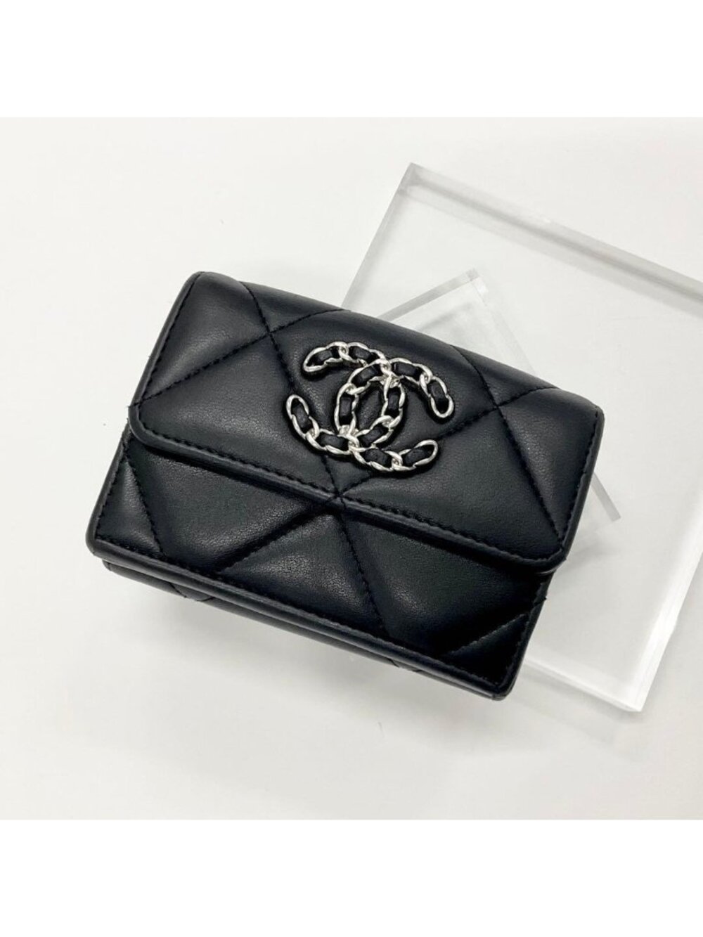 Chanel 19 Small Wallet Folding